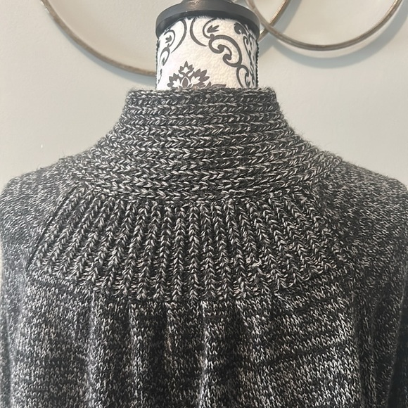 NWOT. Faux turtleneck long sleeve sweater in black and white heathered pattern. - Picture 9 of 11